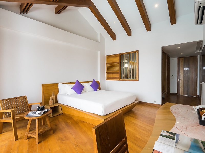 White Sand Samui Resort 36