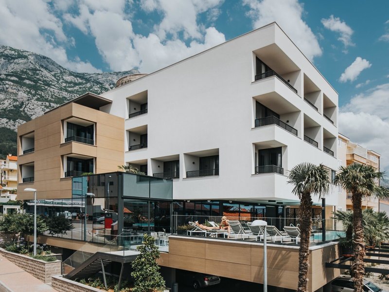 Hotel Ani 7