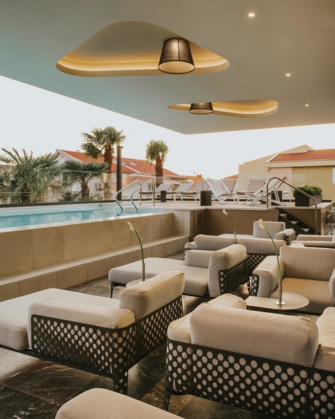 Hotel Ani 18
