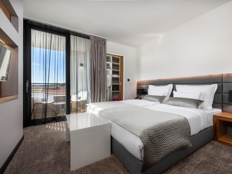Hotel Ani 47