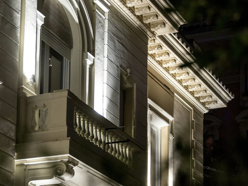 The H´All Tailor Suite 5