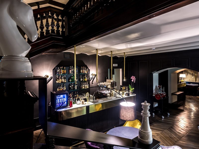 The H´All Tailor Suite 12