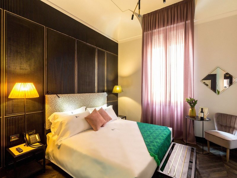 The H´All Tailor Suite 25