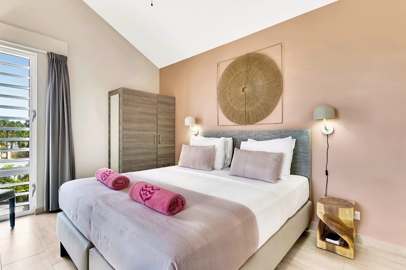 Delfins Beach Resort Bonaire, Tapestry Collection by Hilton 3