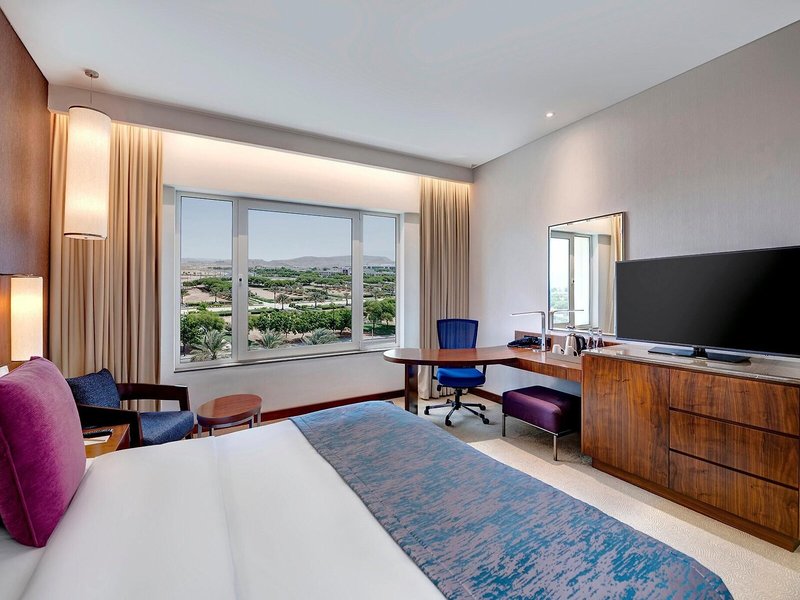 Crowne Plaza Muscat OCEC 41