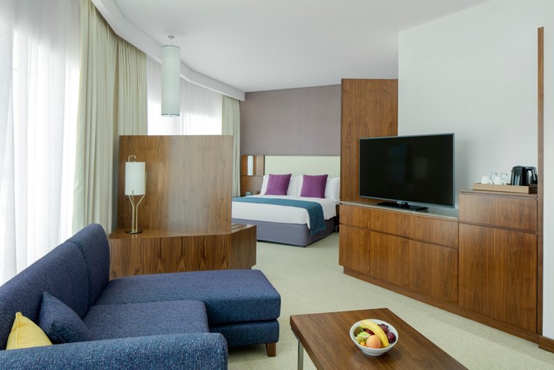 Crowne Plaza Muscat OCEC 8