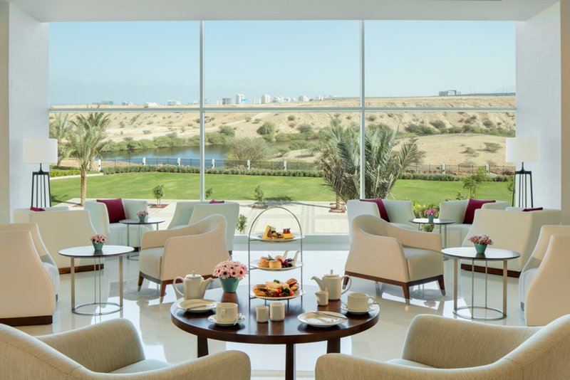 Crowne Plaza Muscat OCEC 6