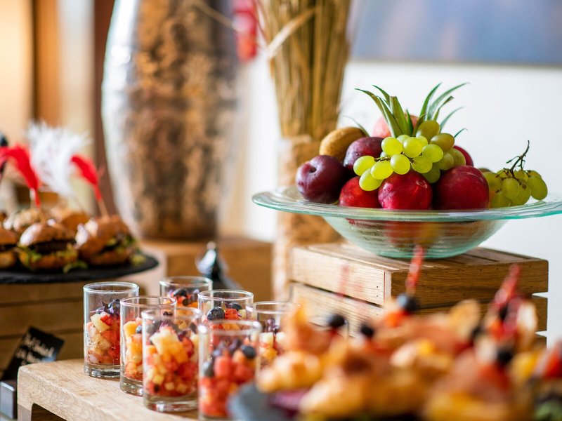 Crowne Plaza Muscat OCEC 24