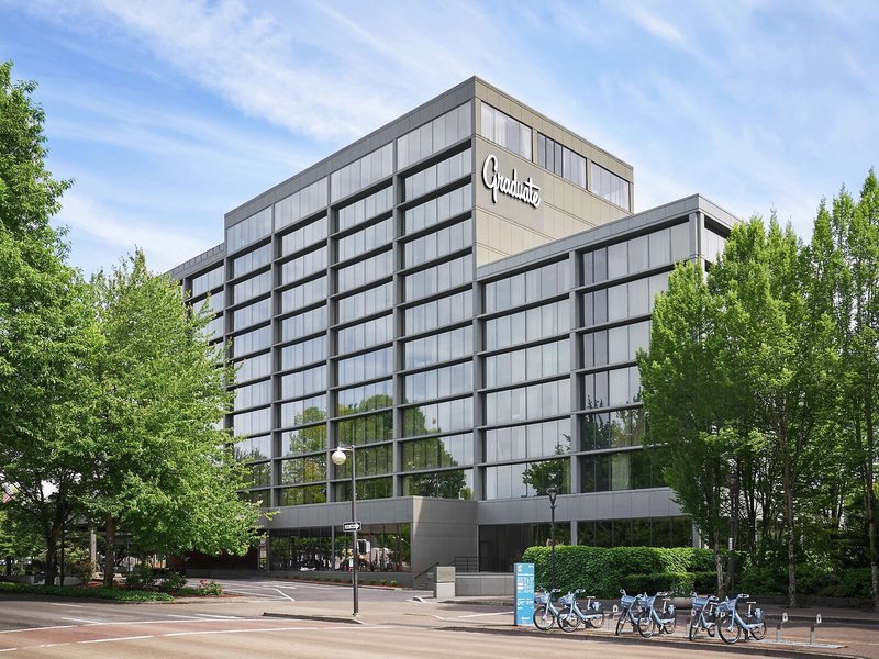 Graduate by Hilton Eugene 4 - Exterior