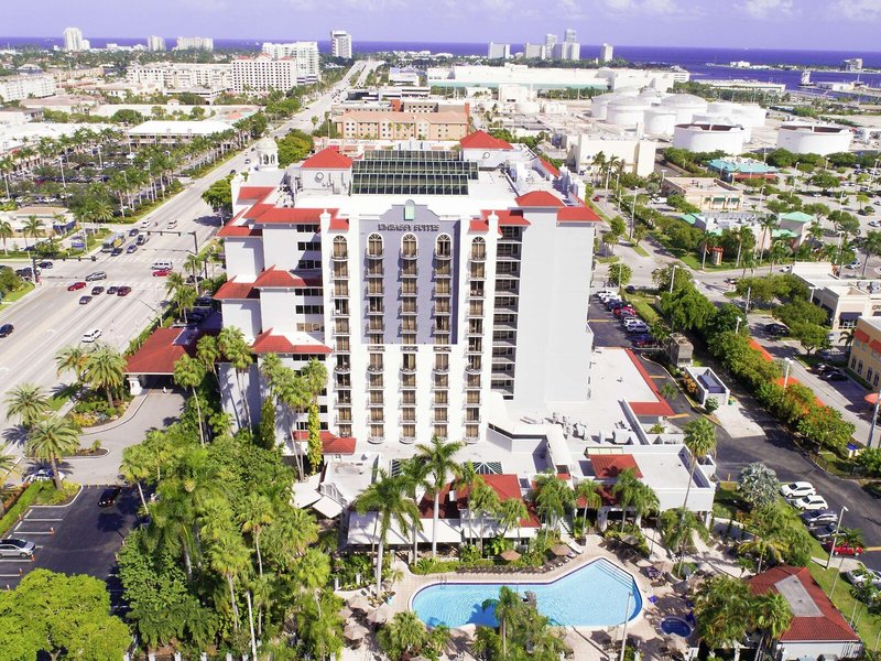 Embassy Suites by Hilton Fort Lauderdale 17th Street 9