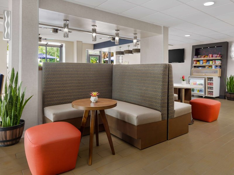 Hampton Inn Ft. Lauderdale Cypress Creek 16