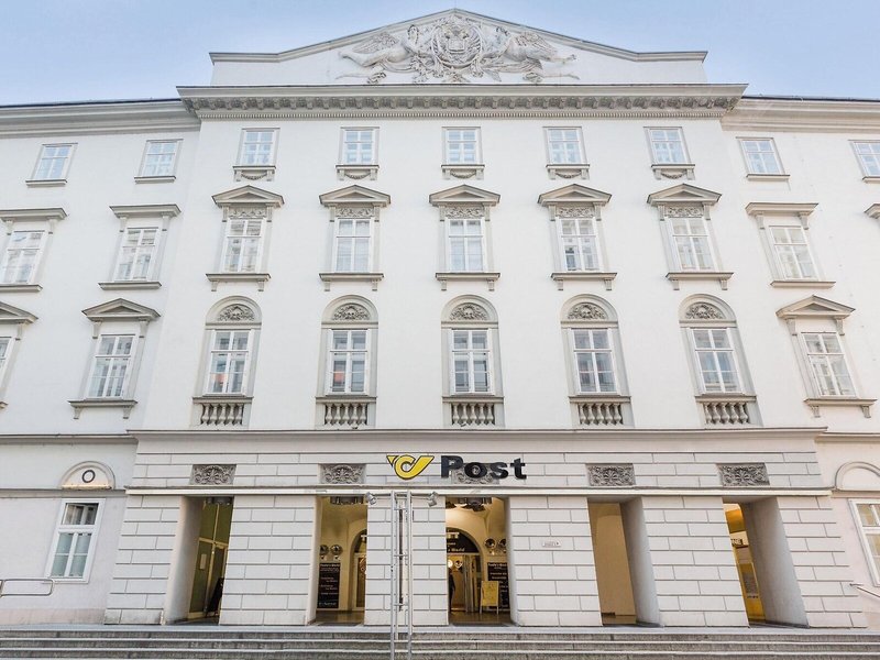 Ruby Lissi Hotel