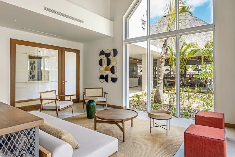 Emeraude Beach Attitude 4