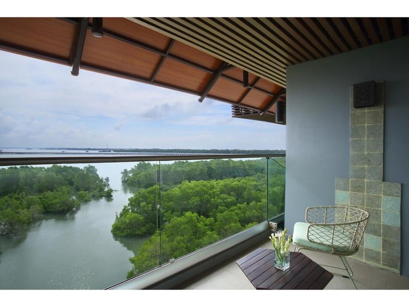 The Crystal Luxury Bay Resort Nusa Dua 2