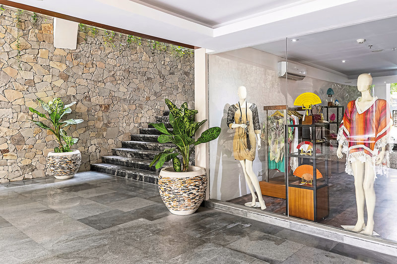 Jambuluwuk Oceano Seminyak 15