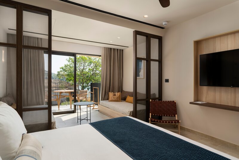 Louis Corcyra Beach 121