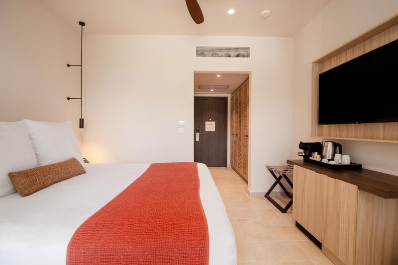 Louis Corcyra Beach 123