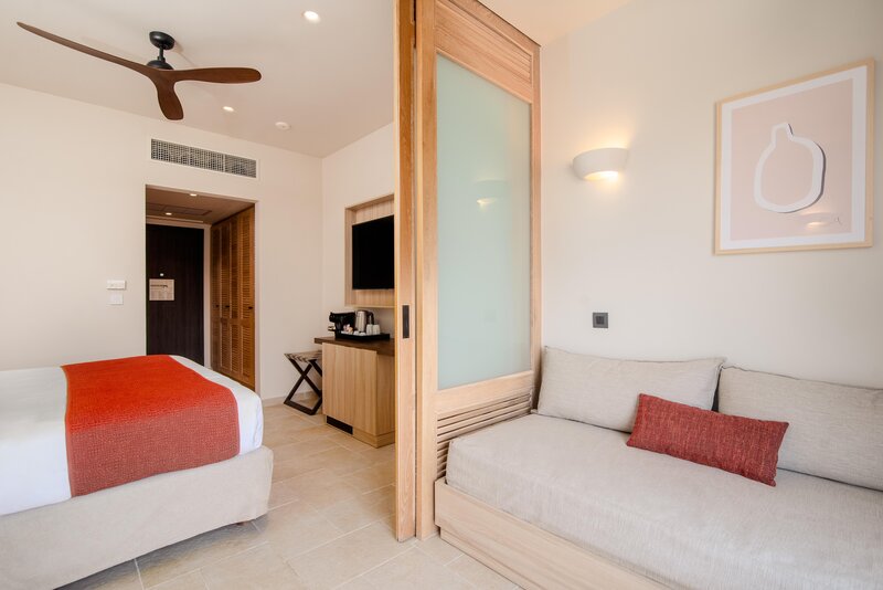 Louis Corcyra Beach 125