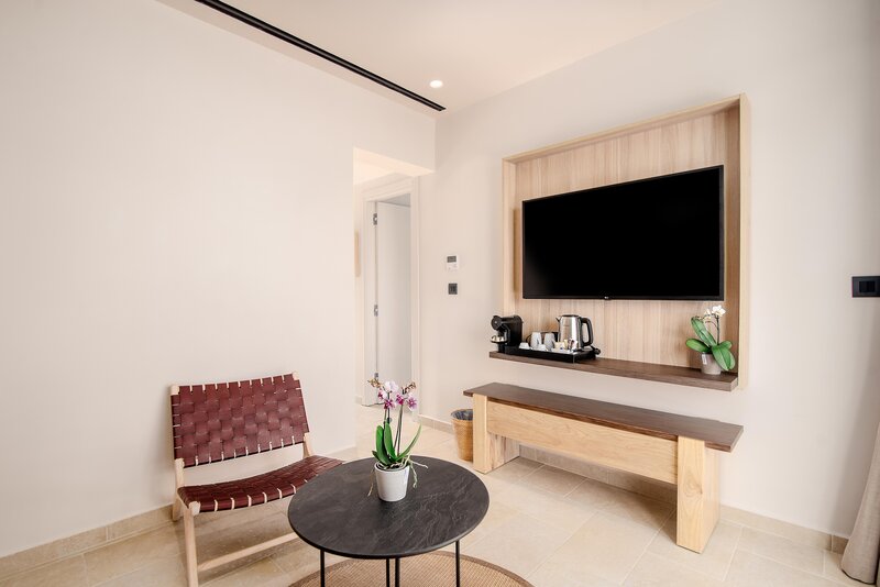 Louis Corcyra Beach 129