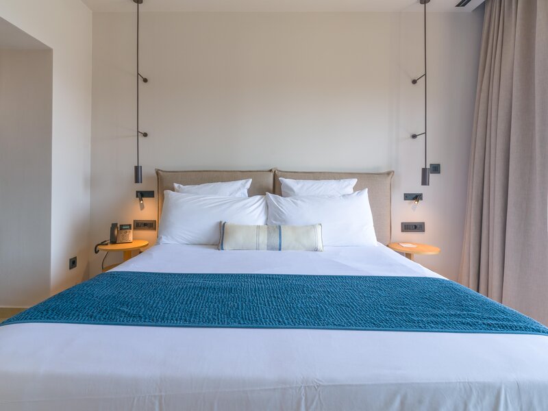 Louis Corcyra Beach 150