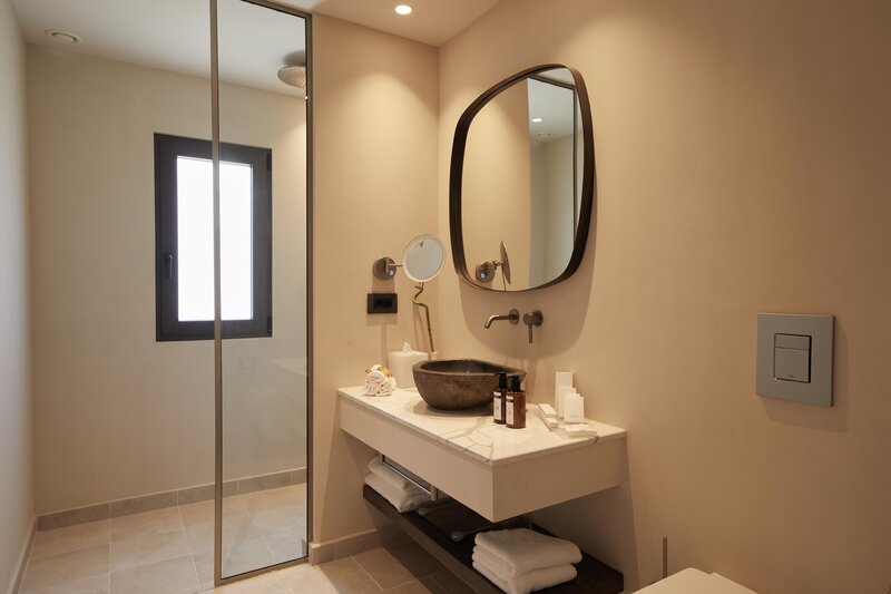 Louis Corcyra Beach 200