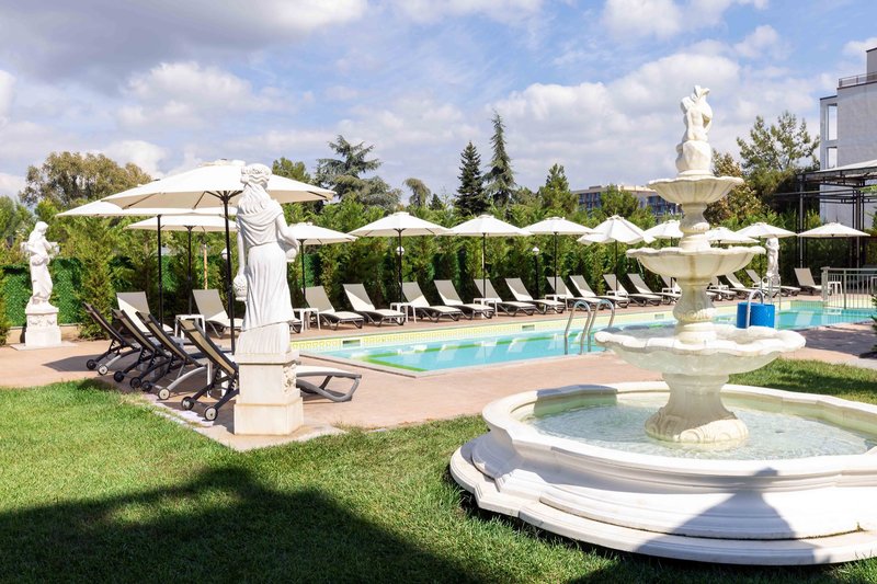 Rome Palace Deluxe Aparthotel 6 - Outdoor Pool