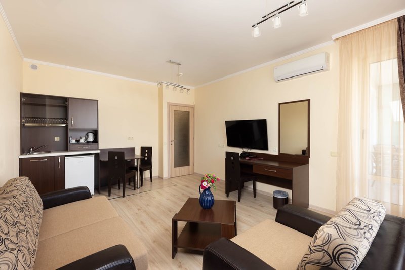 Rome Palace Deluxe Aparthotel 14 - Room Example