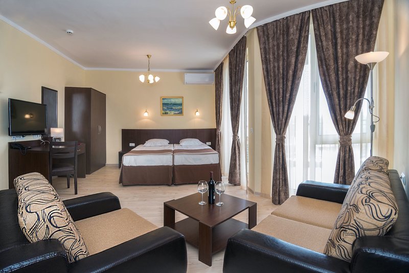 Rome Palace Deluxe Aparthotel 23 - Room Example