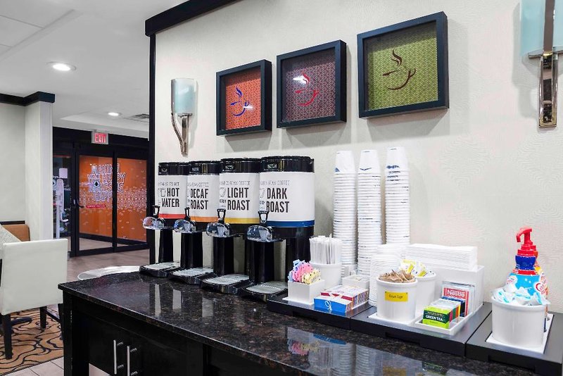 Hampton Inn Miami Dadeland 4