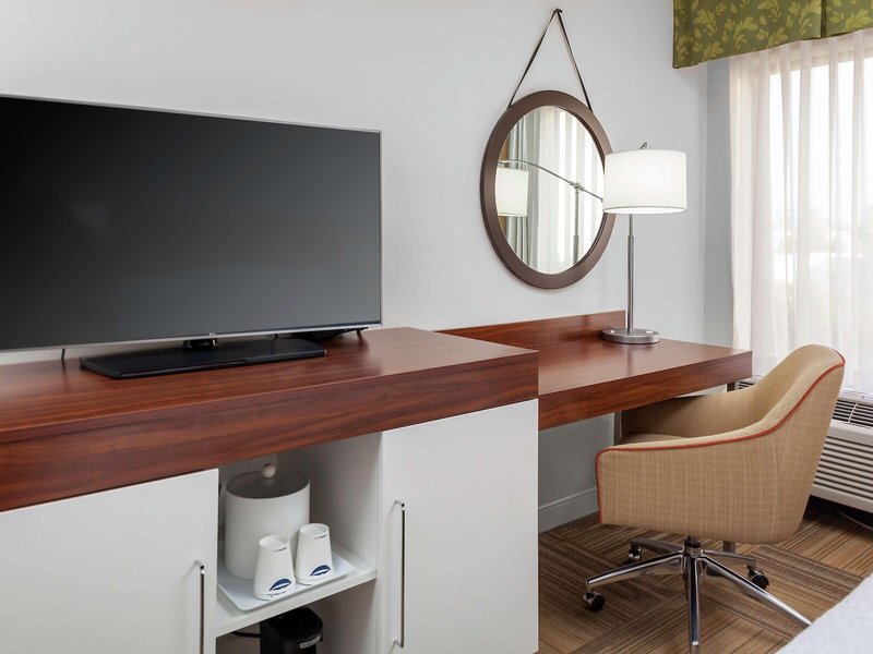 Hampton Inn Miami Dadeland 13