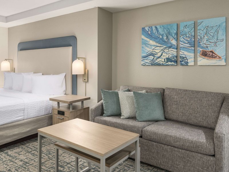 Homewood Suites Miami Airport / Blue Lagoon 39