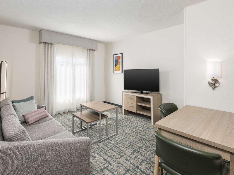 Homewood Suites Miami Airport / Blue Lagoon 45