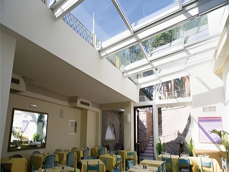 Lord Byron - Erwachsenenhotel 10