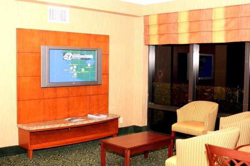 Hampton Inn Central Naples 12