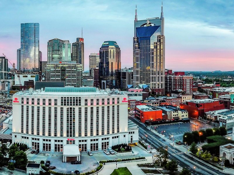 Hilton Nashville Downtown 2