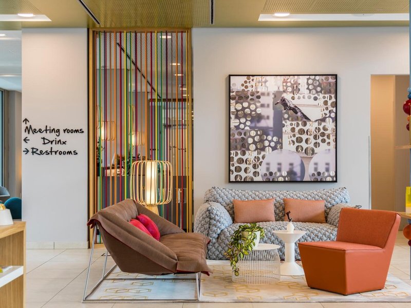 Capri by Fraser Berlin 14 - Lounge / Lobby