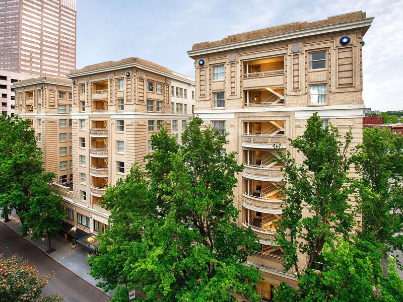 Embassy Suites Portland Downtown 3