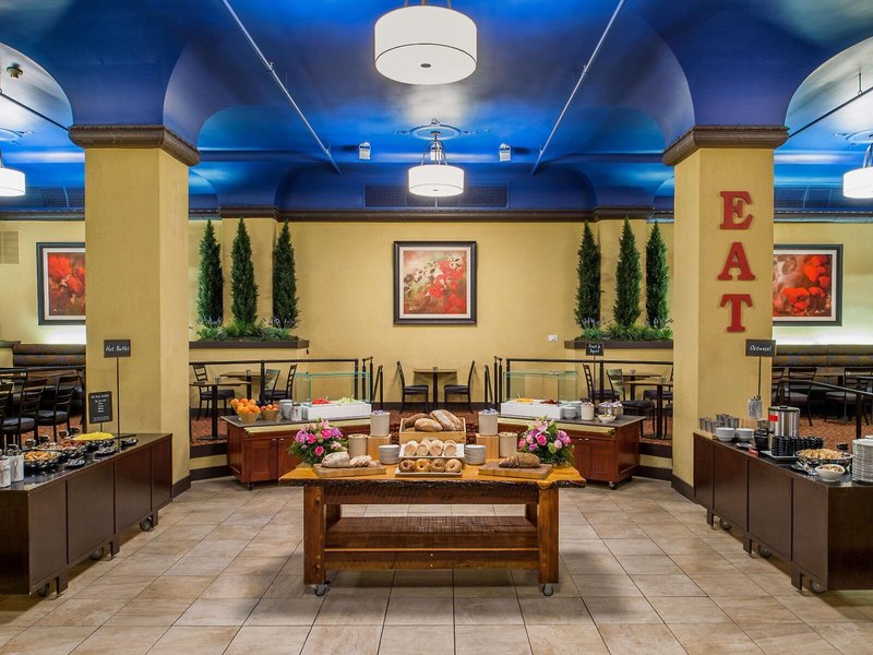 Embassy Suites Portland Downtown 14