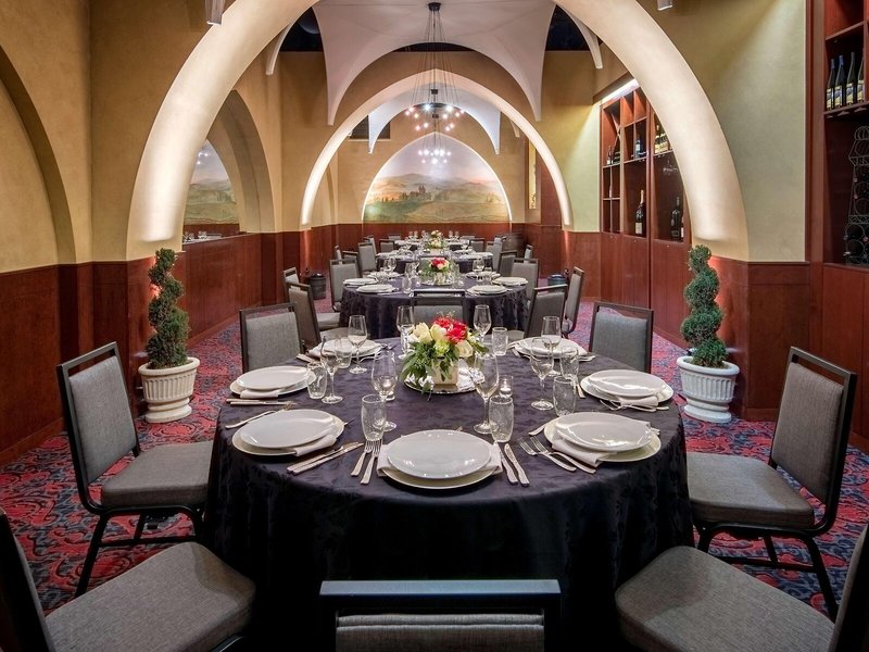 Embassy Suites Portland Downtown 15