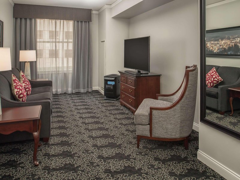 Embassy Suites Portland Downtown 24