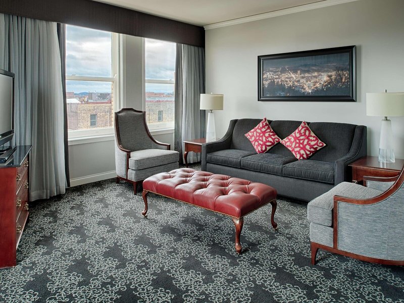 Embassy Suites Portland Downtown 25