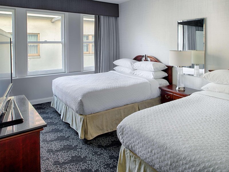 Embassy Suites Portland Downtown 35