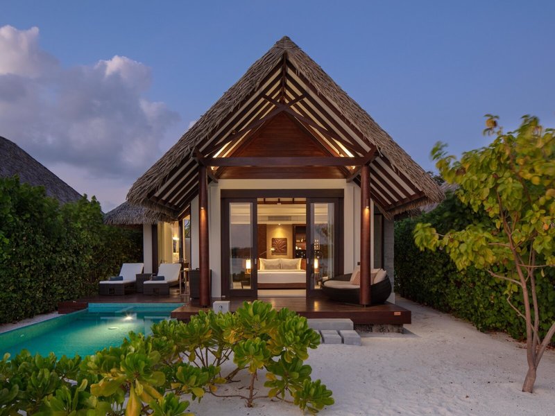 Heritance Aarah 40