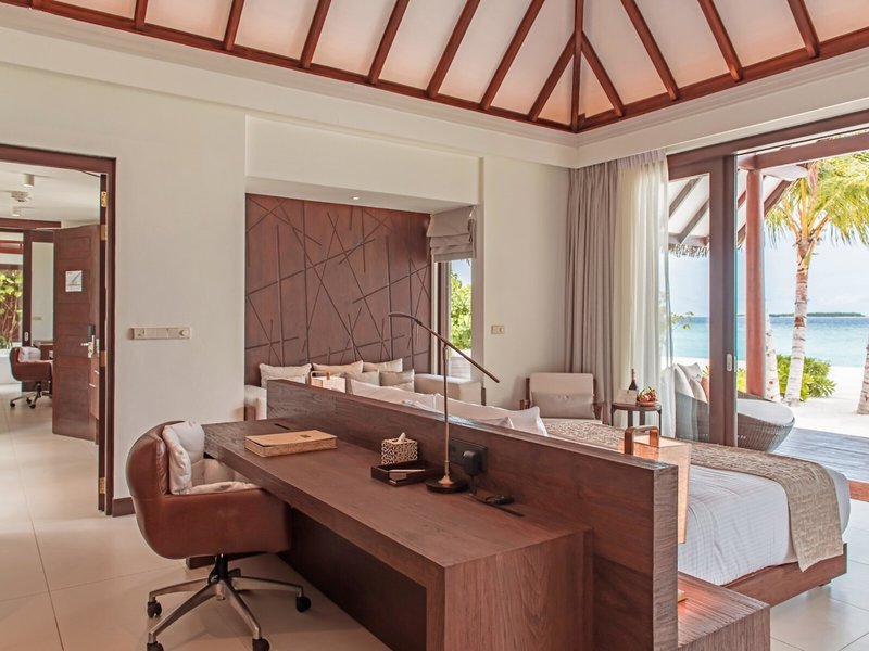 Heritance Aarah 43