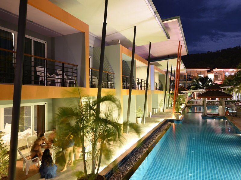 Phi Phi Anita Resort 14