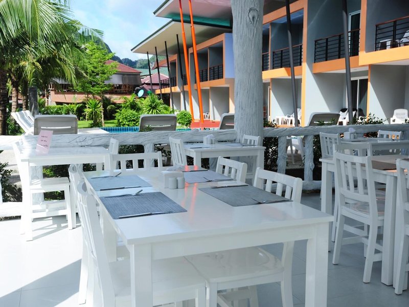 Phi Phi Anita Resort 28