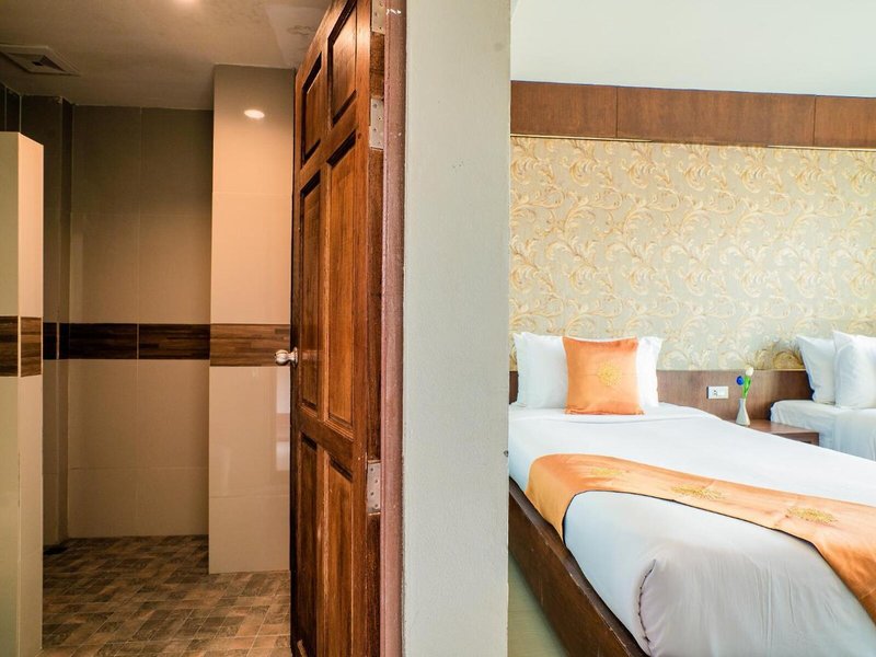 Phi Phi Anita Resort 36