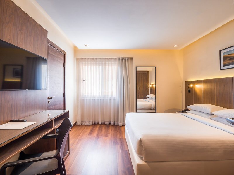 Hotel President 22
