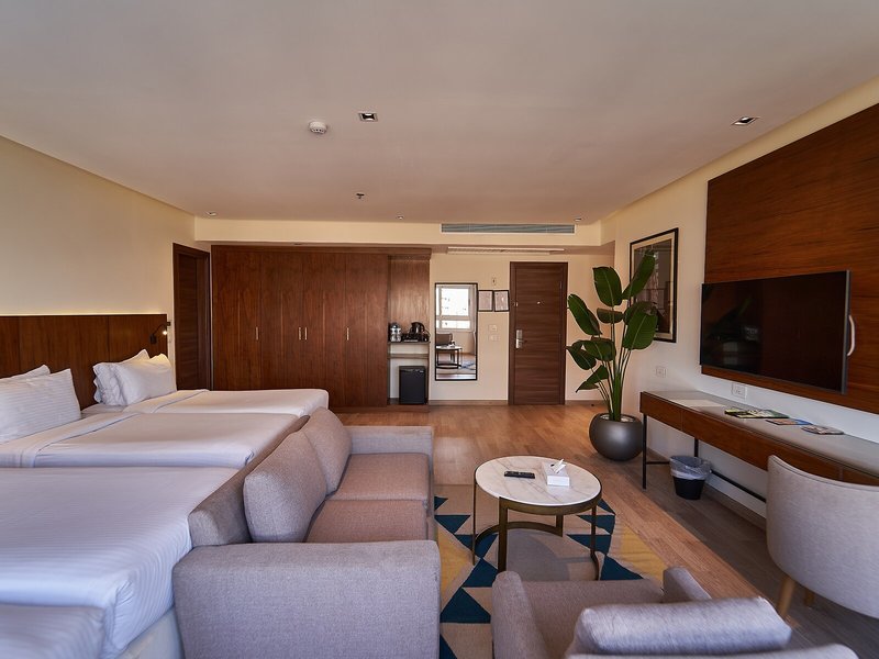 Hotel President 25