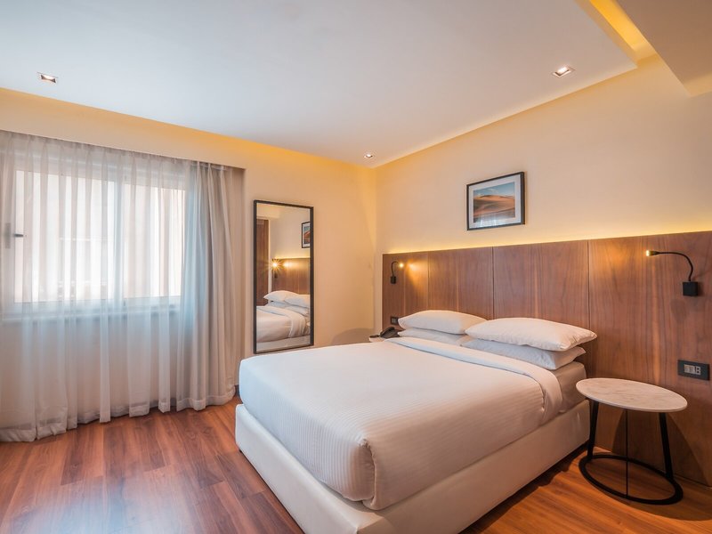 Hotel President 37